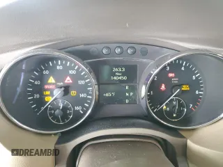 2010 Mercedes-Benz R 350 with VIN 4JGCB6FE4AA111042, listed as a Copart auction lot 51000685 with 140,450 mi miles and Salvage Title. Bid and sale history available at DreamBid. Image 9.