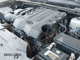 2018 Toyota 4Runner SR5 с VIN JTEBU5JR0J5516950, выставлен на аукционе IAAI как лот 42666217 с пробегом 75 729 миль миль и . История ставок и продаж доступна на DreamBid. Изображение 19.