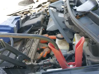 2015 Toyota Prius Two z VIN JTDZN3EUXFJ030745, wystawiony jako IAAI lot #43080765 z przebiegiem 165 377 mil mil oraz . Historia ofert i sprzedaży dostępna na DreamBid. Obrazek 19.