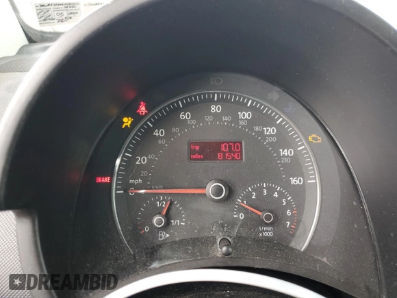 2006 Volkswagen Beetle z VIN 3VWRF31YX6M323261, wystawiony jako Copart lot #87218704 z przebiegiem 81 540 mil mil oraz Szkoda całkowita • Salvage title. Historia ofert i sprzedaży dostępna na DreamBid. Obrazek 9.