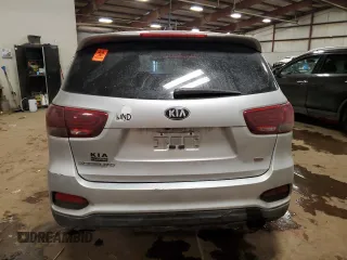 2019 Kia Sorento L with VIN 5XYPG4A32KG589365, listed as a Copart auction lot 45155175 with 136,118 mi miles and Clean Title. Bid and sale history available at DreamBid. Image 6.