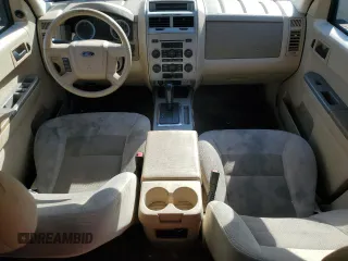 2008 Ford Escape XLT with VIN 1FMCU93128KC14154, listed as a Copart auction lot 53664695 with 0 mi miles and Salvage Title. Bid and sale history available at carsss.com. Image 8.
