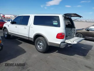 2003 Ford F-150 XLT with VIN 1FTRW07L23KA82084, listed as a IAAI auction lot 42140764 with 286,754 mi miles. Bid and sale history available at carsss.com. Image 3.