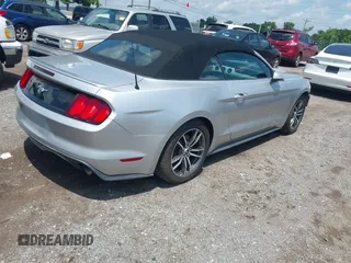 2017 Ford Mustang EcoBoost Premium z VIN 1FATP8UH6H5279739, wystawiony jako IAAI lot #42647755 z przebiegiem 91 724 mil mil oraz . Historia ofert i sprzedaży dostępna na DreamBid. Obrazek 4.