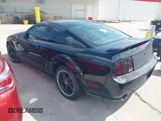 2008 Ford Mustang GT Deluxe with VIN 1ZVHT82H985134187, listed as a IAAI auction lot 42496490 with 247,447 mi miles and . Bid and sale history available at DreamBid. Image 3.