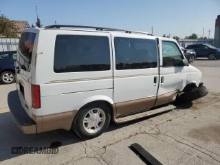 2003 GMC Safari with VIN 1GKEL19X03B503236, listed as a Copart auction lot 71755844 with 109,438 mi miles and Salvage Title. Bid and sale history available at carsss.com. Image 3.