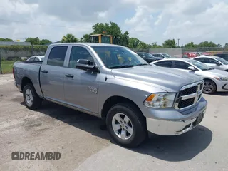 2023 Ram 1500 SLT z VIN 1C6RR7LG0PS517769, wystawiony jako IAAI lot #42451307 z przebiegiem 49 931 mil mil oraz . Historia ofert i sprzedaży dostępna na DreamBid. Obrazek 1.
