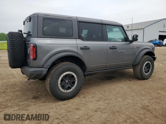 2023 Ford Bronco с VIN 1FMEE5DP8PLB53323, выставлен на аукционе Copart как лот 60020625 с пробегом 23 987 миль миль и Списание • Salvage title. История ставок и продаж доступна на DreamBid. Изображение 3.