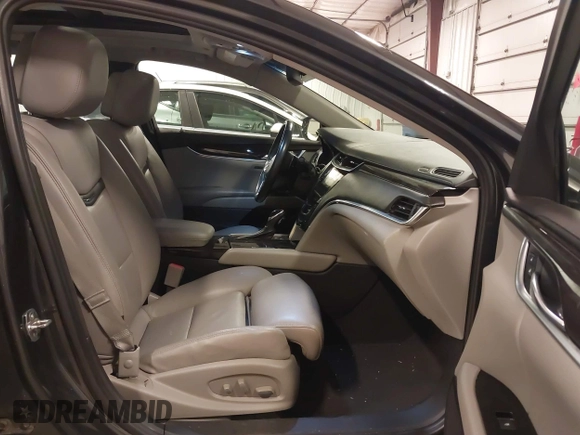 2013 Cadillac XTS Luxury with VIN 2G61R5S32D9101909, listed as a IAAI auction lot 41461611 with 110,603 mi miles. Bid and sale history available at carsss.com. Image 5.
