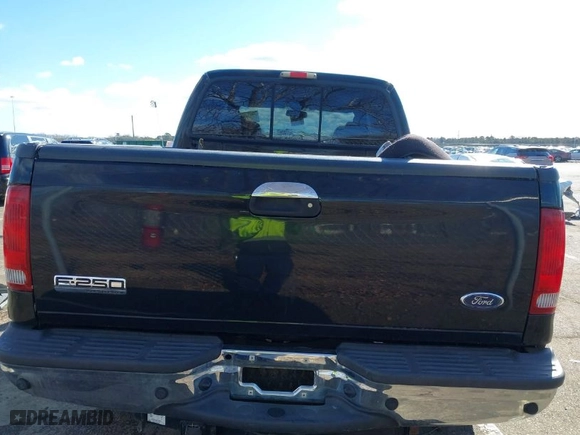 2006 Ford Super Duty F-250 XL with VIN 1FTSW21P76EA63915, listed as a IAAI auction lot 41525154 with 68,147 mi miles. Bid and sale history available at carsss.com. Image 17.