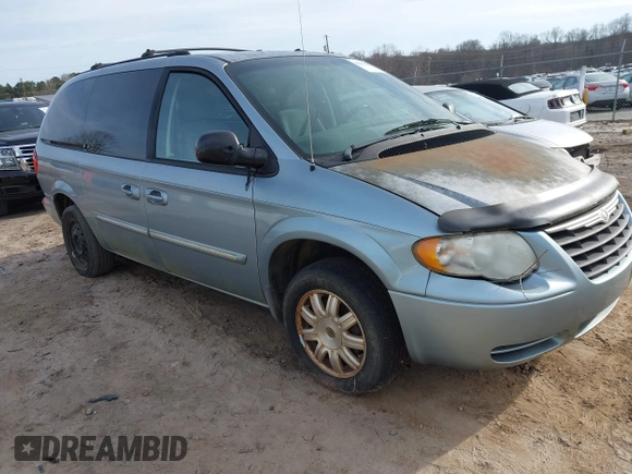 2006 Chrysler Town & Country LWB Touring with VIN 2A4GP54L56R651824, listed as a IAAI auction lot 41613064 with 245,645 mi miles. Bid and sale history available at carsss.com. Image 1.