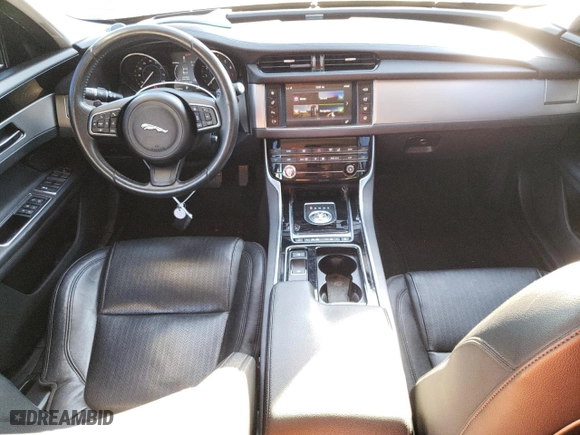 2016 Jaguar XF 35t Prestige with VIN SAJBE4BV2GCY07267, listed as a Copart auction lot 41607585 with 108,309 mi miles and Clean Title. Bid and sale history available at carsss.com. Image 8.