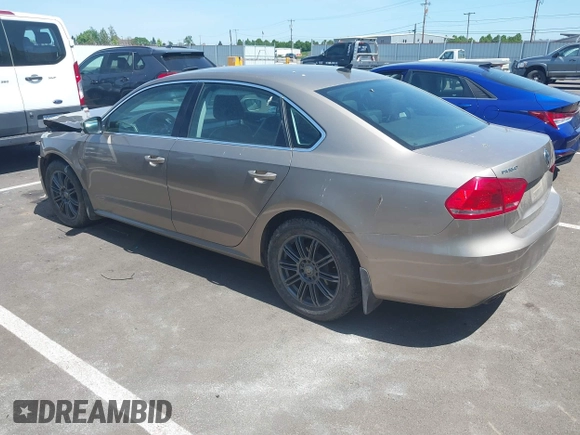 2015 Volkswagen Passat SE с VIN 1VWBV7A39FC067485, выставлен на аукционе IAAI как лот 42228324 с пробегом 147 214 миль миль и . История ставок и продаж доступна на DreamBid. Изображение 3.