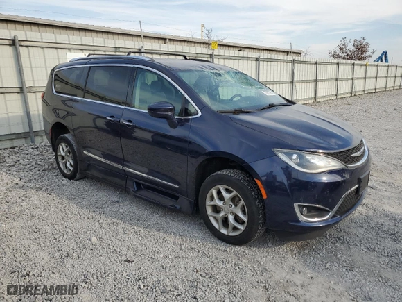 2019 Chrysler Pacifica Touring L Plus with VIN 2C4RC1EG4KR673327, listed as a Copart auction lot 77937394 with 78,060 mi miles and Salvage Title. Bid and sale history available at carsss.com. Image 4.
