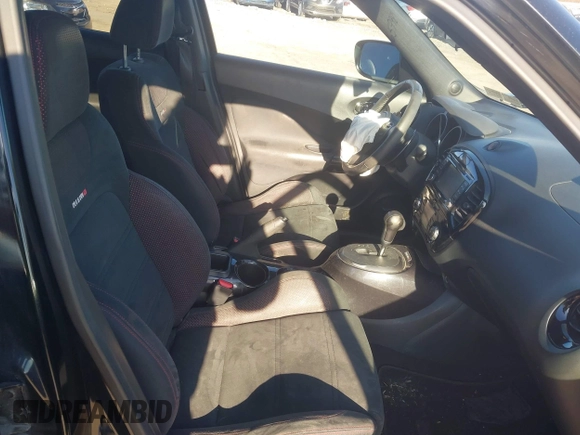 2015 Nissan Juke SV with VIN JN8AF5MV6FT565998, listed as a IAAI auction lot 41773062 with 153,208 mi miles. Bid and sale history available at carsss.com. Image 5.