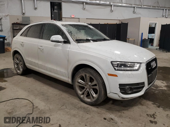 2015 Audi Q3 2.0T Prestige with VIN WA1GFCFS8FR014489, listed as a Copart auction lot 45964755 with 131,099 mi miles and Clean Title. Bid and sale history available at carsss.com. Image 4.