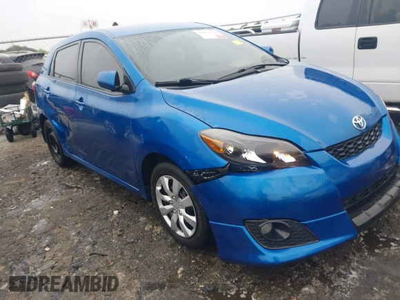 2010 Toyota Matrix z VIN 2T1KU4EE2AC333025, wystawiony jako IAAI lot #41957278 z przebiegiem 143 204 mil mil oraz . Historia ofert i sprzedaży dostępna na DreamBid. Obrazek 1.