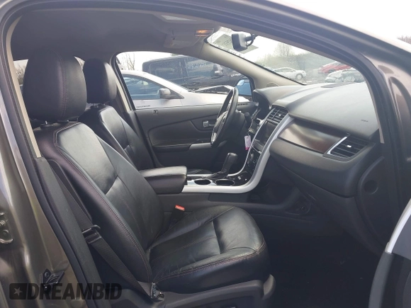 2013 Ford Edge Limited with VIN 2FMDK3KC0DBC18122, listed as a IAAI auction lot 41925582 with 190,955 mi miles. Bid and sale history available at carsss.com. Image 5.