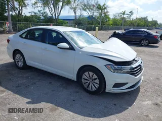 2020 Volkswagen Jetta S with VIN 3VWC57BU8LM079178, listed as a IAAI auction lot 42298744 with 47,044 mi miles and . Bid and sale history available at DreamBid. Image 1.
