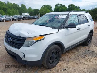 2013 Ford Police Interceptor Utility z VIN 1FM5K8AR2DGB78965, wystawiony jako IAAI lot #42188563 z przebiegiem 238 409 mil mil oraz . Historia ofert i sprzedaży dostępna na DreamBid. Obrazek 2.