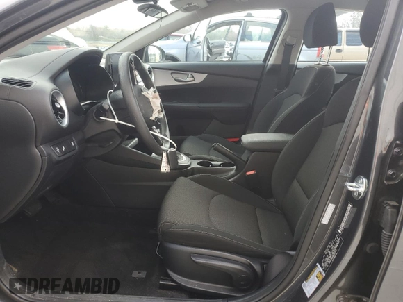 2024 Kia Forte LXS with VIN 3KPF24AD6RE832587, listed as a Copart auction lot 46154835 with 10,880 mi miles and Salvage Title. Bid and sale history available at DreamBid. Image 7.