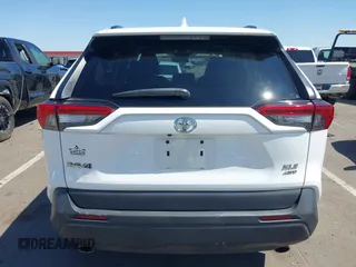 2021 Toyota RAV4 XLE with VIN 2T3P1RFV5MC152149, listed as a IAAI auction lot 42588310 with 41,075 mi miles and . Bid and sale history available at DreamBid. Image 16.