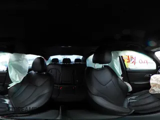 2022 BMW 3 Series 330i z VIN 3MW5R1J06N8C49056, wystawiony jako IAAI lot #41496252 z przebiegiem Nie podano mil oraz . Historia ofert i sprzedaży dostępna na DreamBid. Obrazek 17.