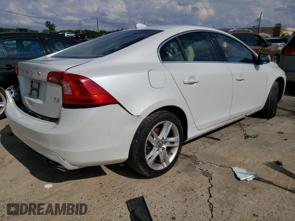 2015 Volvo S60 T5 Drive-E Premier with VIN YV126MFB7F2301301, listed as a Copart auction lot 68088923 with 103,879 mi miles. Bid and sale history available at carsss.com. Image 3.