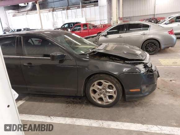 2011 Ford Fusion SE with VIN 3FAHP0HA9BR128452, listed as a IAAI auction lot 41798473 with 136,844 mi miles. Bid and sale history available at carsss.com. Image 13.