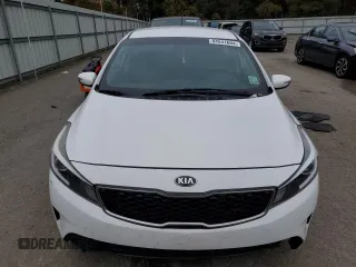 2018 Kia Forte LX with VIN KNAFK5A89J5774125, listed as a Copart auction lot 84541604 with 175,097 mi miles and Clean Title. Bid and sale history available at DreamBid. Image 5.