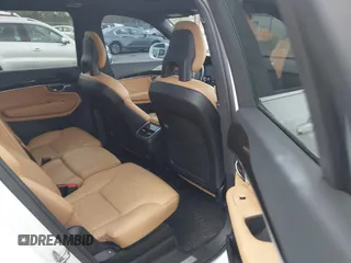2018 Volvo XC90 Momentum with VIN YV4A22PK2J1202199, listed as a IAAI auction lot 41898147 with 82,161 mi miles and . Bid and sale history available at DreamBid. Image 8.