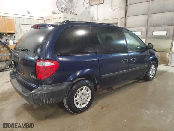 2005 Dodge Caravan SE with VIN 1D4GP25R75B395645, listed as a Copart auction lot 75489974 with 93,876 mi miles and Salvage Title. Bid and sale history available at carsss.com. Image 3.