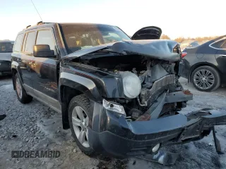 2011 Jeep Patriot Latitude X with VIN 1J4NF4GBXBD127718, listed as a Copart auction lot 89150475 with 162,186 mi miles and Salvage Title. Bid and sale history available at DreamBid. Image 4.