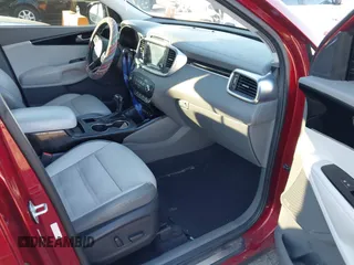 2016 Kia Sorento SX with VIN 5XYPK4A53GG165152, listed as a IAAI auction lot 41247817 with 113,067 mi miles. Bid and sale history available at carsss.com. Image 5.