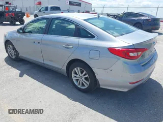 2015 Hyundai Sonata 2.4L SE with VIN 5NPE24AF0FH222804, listed as a IAAI auction lot 42188889 with 131,768 mi miles. Bid and sale history available at carsss.com. Image 3.