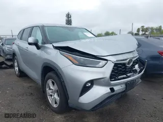 2023 Toyota Highlander L with VIN 5TDKDRBH1PS015442, listed as a IAAI auction lot 41809233 with 48,062 mi miles. Bid and sale history available at carsss.com. Image 1.
