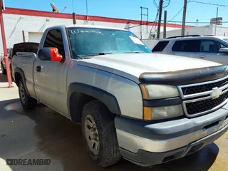 2006 Chevrolet Silverado 1500 LS with VIN 1GCEC14V06Z251694, listed as a IAAI auction lot 41703762 with 199,716 mi miles. Bid and sale history available at carsss.com. Image 1.