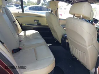 2007 BMW 7 Series 750Li with VIN WBAHN83527DT77312, listed as a IAAI auction lot 42571093 with 136,164 mi miles and . Bid and sale history available at DreamBid. Image 8.