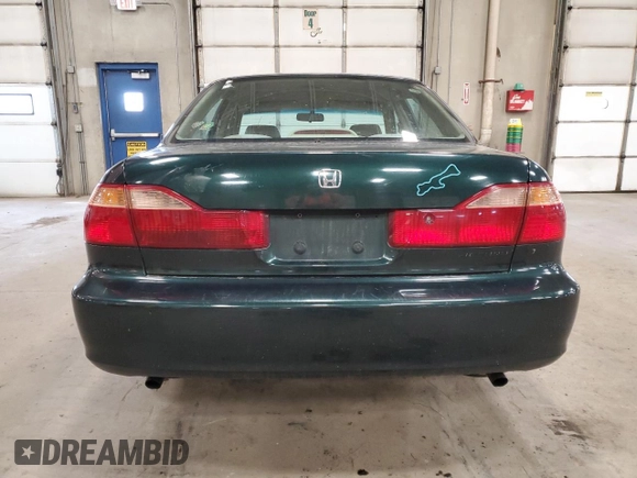2000 Honda Accord LX z VIN 1HGCG1647YA096449, wystawiony jako Copart lot #54728065 z przebiegiem Nie podano mil oraz Czysty tytuł • Clean title. Historia ofert i sprzedaży dostępna na DreamBid. Obrazek 6.