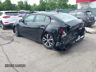 2017 Nissan Maxima Platinum with VIN 1N4AA6AP2HC404319, listed as a IAAI auction lot 42225731 with 156,833 mi miles and . Bid and sale history available at DreamBid. Image 3.