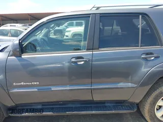 2004 Toyota 4Runner SR5 with VIN JTEBU14R548015835, listed as a IAAI auction lot 42054887 with 239,732 mi miles and . Bid and sale history available at DreamBid. Image 14.