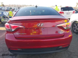 2016 Hyundai Sonata Hybrid Limited with VIN KMHE34L11GA027569, listed as a IAAI auction lot 41409224 with 111,006 mi miles. Bid and sale history available at carsss.com. Image 16.