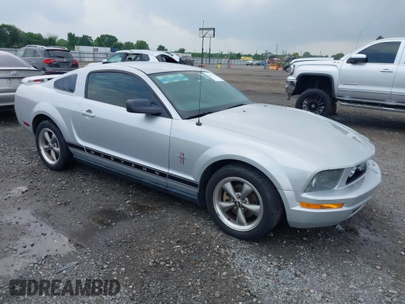 2006 Ford Mustang Standard с VIN 1ZVHT80N365131890, выставлен на аукционе IAAI как лот 42291926 с пробегом 199 403 миль миль и . История ставок и продаж доступна на DreamBid. Изображение 1.