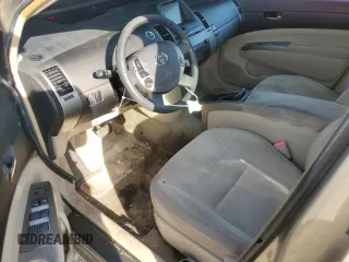 2004 Toyota Prius with VIN JTDKB22UX40093100, listed as a Copart auction lot 83497004 with 247,183 mi miles and Salvage Title. Bid and sale history available at carsss.com. Image 8.