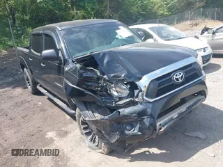2013 Toyota Tacoma z VIN 5TFJX4CN6DX034147, wystawiony jako IAAI lot #42278388 z przebiegiem 207 685 mil mil oraz . Historia ofert i sprzedaży dostępna na DreamBid. Obrazek 1.