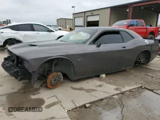 2015 Dodge Challenger R/T with VIN 2C3CDZAT9FH712014, listed as a Copart auction lot 54608755 with 99,999 mi miles and Clean title. Bid and sale history available at DreamBid. Image 1.
