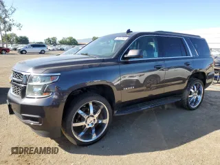 2015 Chevrolet Tahoe LT z VIN 1GNSKBKC6FR612639, wystawiony jako Copart lot #55512645 z przebiegiem 211 510 mil mil oraz Czysty tytuł • Clean title. Historia ofert i sprzedaży dostępna na DreamBid. Obrazek 1.