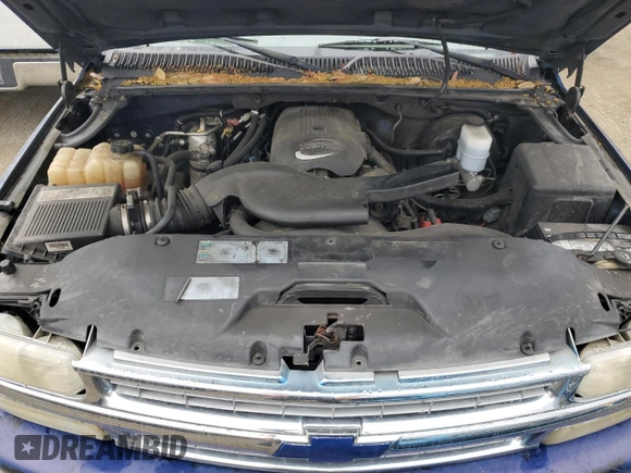 2002 Chevrolet Suburban LT with VIN 3GNEC16T12G241527, listed as a Copart auction lot 86607204 with 250,363 mi miles and Clean Title. Bid and sale history available at carsss.com. Image 12.