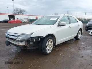 2011 Ford Fusion SE with VIN 3FAHP0HGXBR171931, listed as a IAAI auction lot 41891621 with 183,766 mi miles. Bid and sale history available at carsss.com. Image 17.