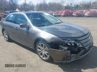 2010 Ford Fusion SE with VIN 3FAHP0HA3AR248729, listed as a IAAI auction lot 42030832 with 113,972 mi miles. Bid and sale history available at carsss.com. Image 1.